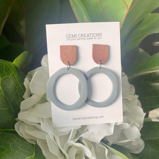 Wood abstract pebble drop